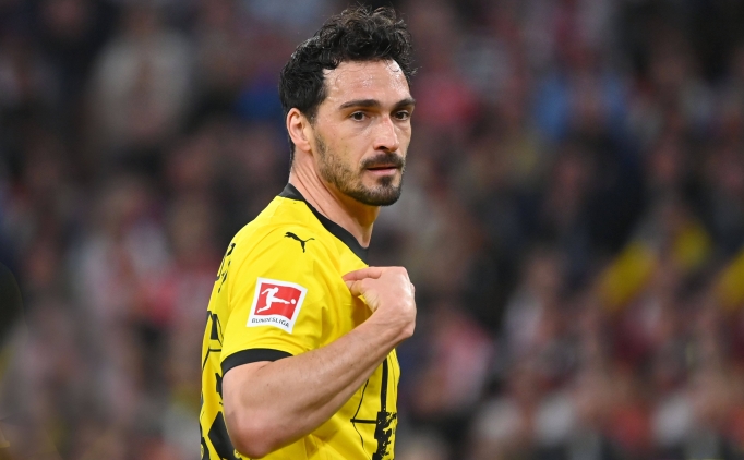 Roma, Mats Hummels'i bitiriyor