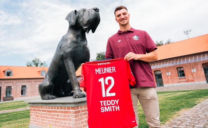 Thomas Meunier, Lille ile resmen imzalad