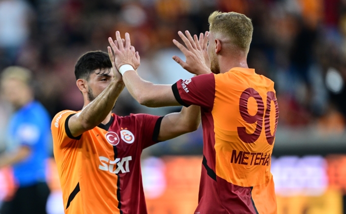 Metehan Baltac�, Galatasaray'da kal�yor