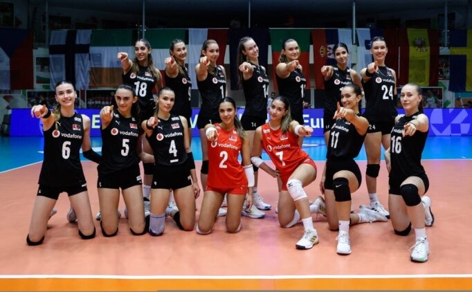 U20 Kadn Voleybol Milli Takmmz, grup lideri!