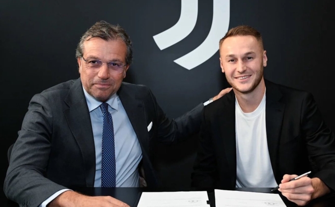 Juventus, transferi duyurdu