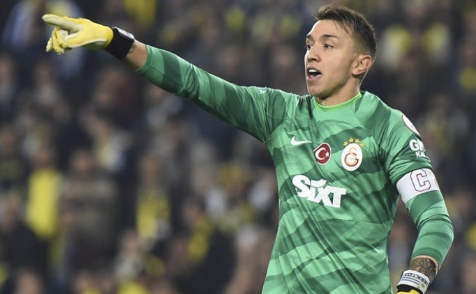 Galatasaray'dan Muslera'ya teklif!