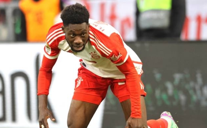 Bayern Mnih, Alphonso Davies'i resmen sata kard