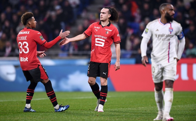 Rennes Lyon'u 3 golle devirdi