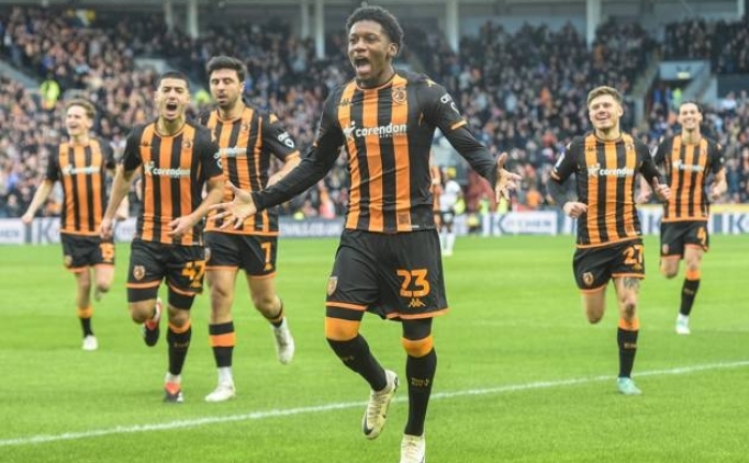 Hull City'e Premier Lig yolunda 'altn' gol