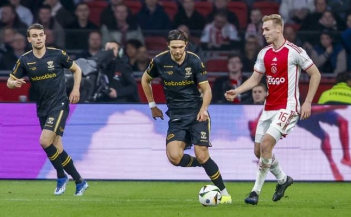 Ajax sahasnda 1 puana raz oldu