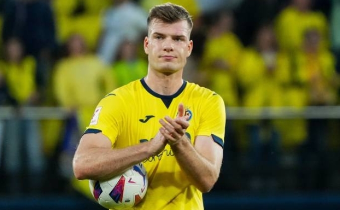 Alexander Srloth, spanyol devine imza atyor!