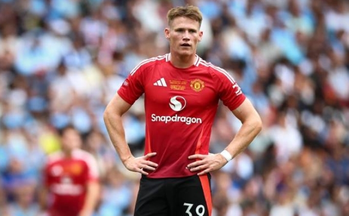 Napoli'den McTominay ve Gilmour aklamas!