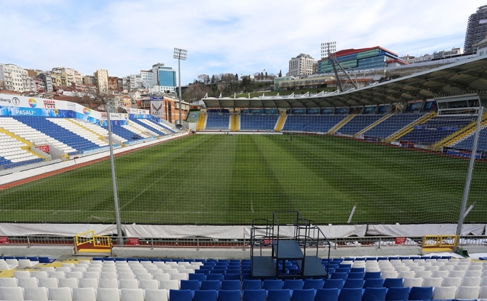 Süper Lig'de maçlar 18 statta yapılacak