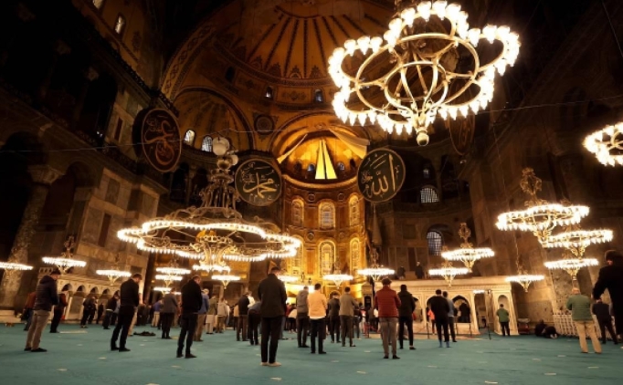 Kadir Gecesi çekilecek zikirler ve tesbihler 2025