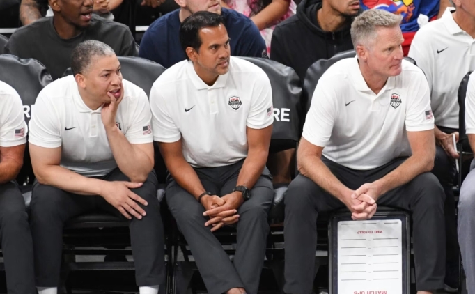 Kerr ABD koluunu brakabilir, Spoelstra ve Lue aday 