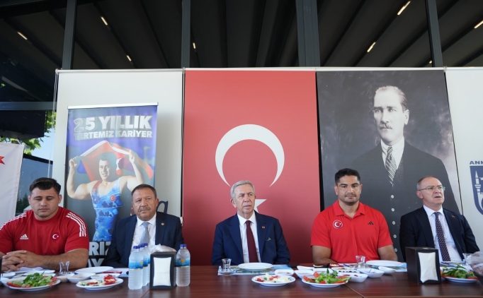 Mansur Yava'tan Olimpik sporculara destek!