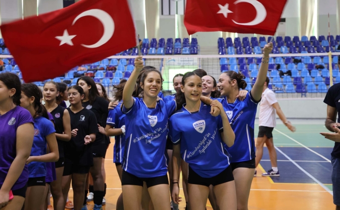 Marmaris'te voleybol enlii