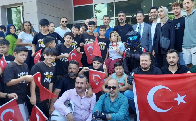 Nazmiye Muratl'ya Hatay'da cokulu karlama