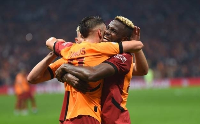 Galatasaray'a Osimhen'i Yunus Akgn getirecek