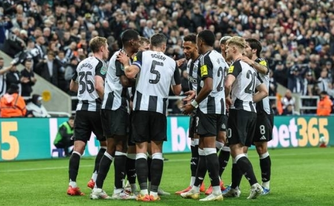 Newcastle United, evinde 2 golle turlad