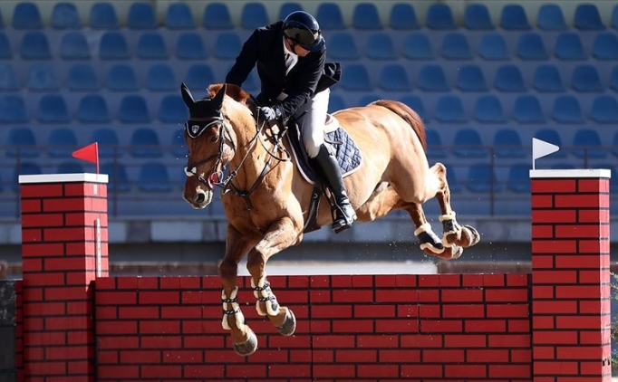 Binicilikte Pony Amatr Kupas Engel Atlama Yarlar, Ankara'da yaplacak