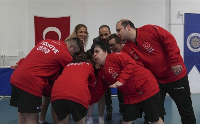 Down Sendromlu Masa Tenisi Milli Tak�m�, Trisome Oyunlar�'nda zirve i�in haz�r