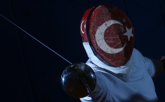 Milli eskrimciler, �� �lkede piste ��kacak