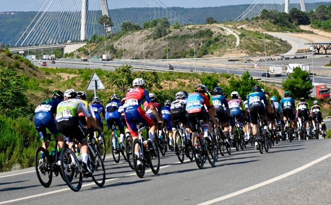 Tour Of stanbul'da nc etabn galibi Burgaudeau