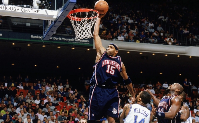 Vince Carter'n Nets formas, 25 Ocak'ta emekli ediliyor!