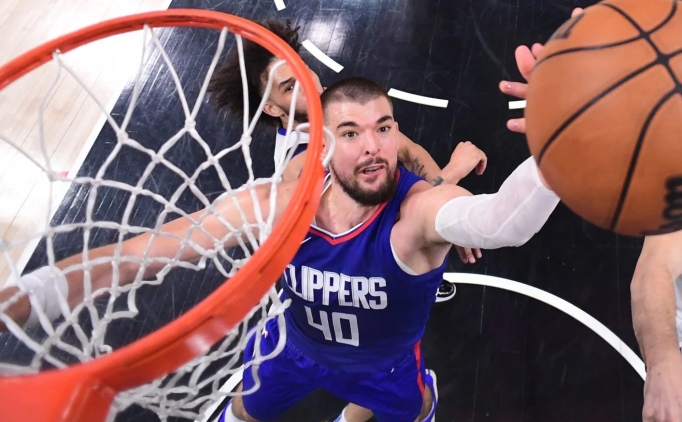 Zubac, 58 milyon dolara Clippers'ta devam!