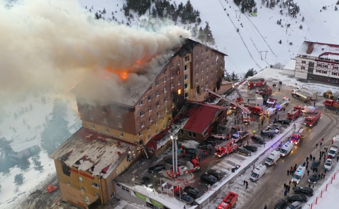 Son dakika: Bolu Kartalkaya Kayak Merkezi yangn! Kartalkaya otel yangn neden oldu, ka kii ld?