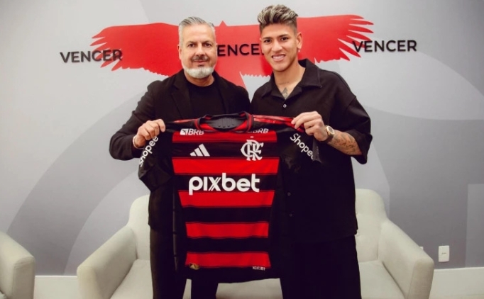 Flamengo resmen açıkladı: Jorge Carrascal