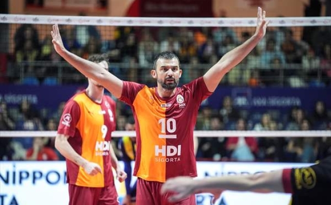 Arslan Ek�i, Milli Tak�m'a veda etti