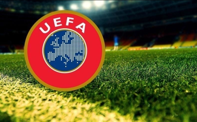 UEFA'dan Arsenal Tivat'a ike cezas!