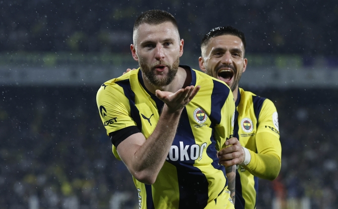Süper Lig'de ikinci devrenin lideri Fenerbahçe
