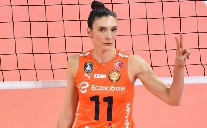 Naz Aydemir Akyol, Eczac�ba��'na veda etti; Yeni durak Galatasaray