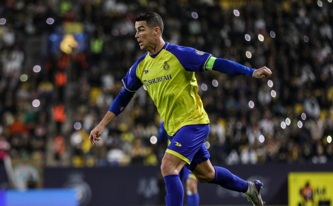 Cristiano Ronaldo'dan gelece�i i�in mesaj!