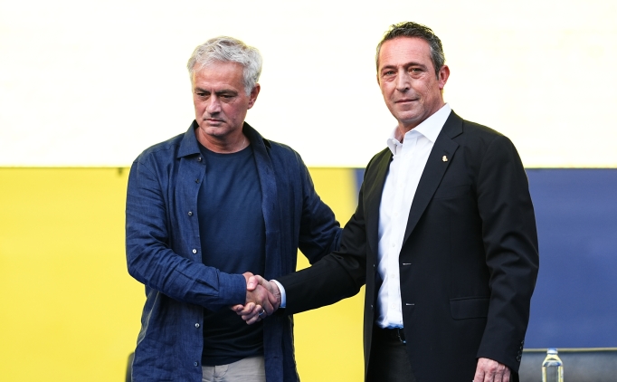 Fenerbah�e'de kritik zirve: Ali Ko� - Jose Mourinho!
