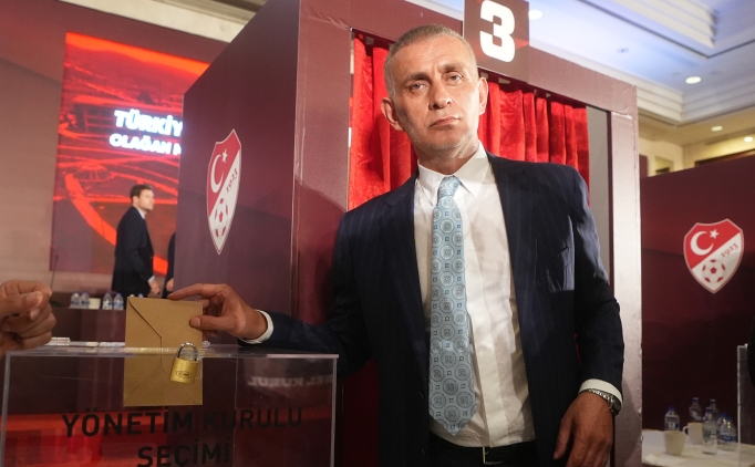 Trabzonspor tribnlerinden TFF'ye tepki!