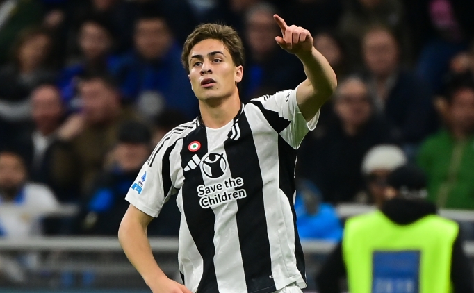 Kenan Yıldız, Juventus'ta kalıyor!