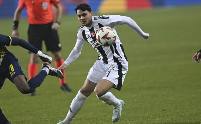 Beşiktaş'ta Mustafa Hekimoğlu'na özel ilgi
