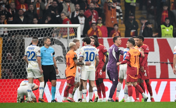 Ali Sami Yen'de nce krmz sonra penalt!