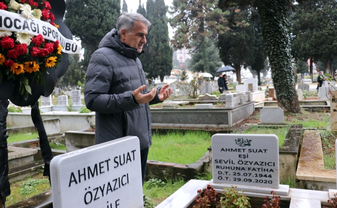 Ahmet Suat zyazc, lmnn yldnmnde anld