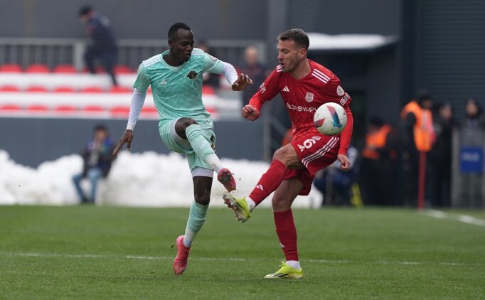 �stanbul derbisinde kazanan ��kmad�! 