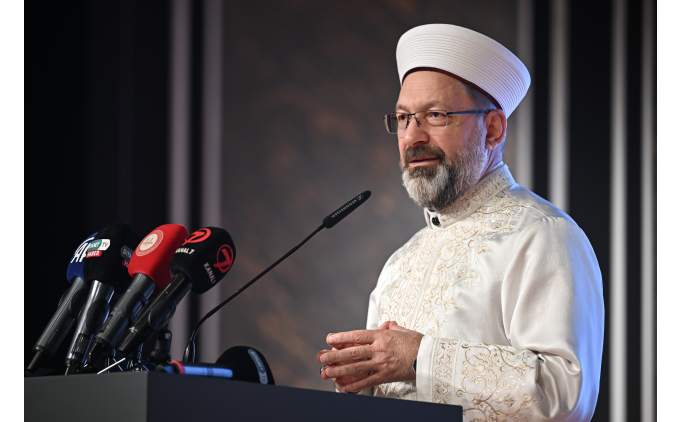 Misvak oruç bozar mı? Diyanet açıkladı