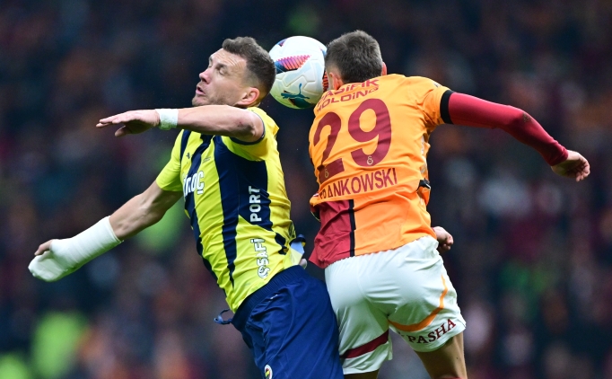 Merakla beklenen derbide sessiz sonu�