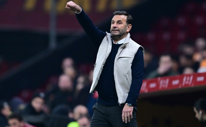 Galatasaray, Okan Buruk'suz Kasmpaa deplasmannda