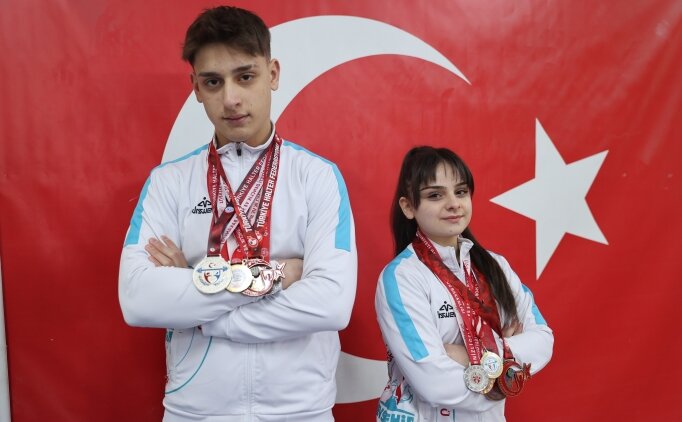 Y�ld�z halterciler, T�rkiye ve Avrupa �ampiyonalar�nda madalya hedefliyor