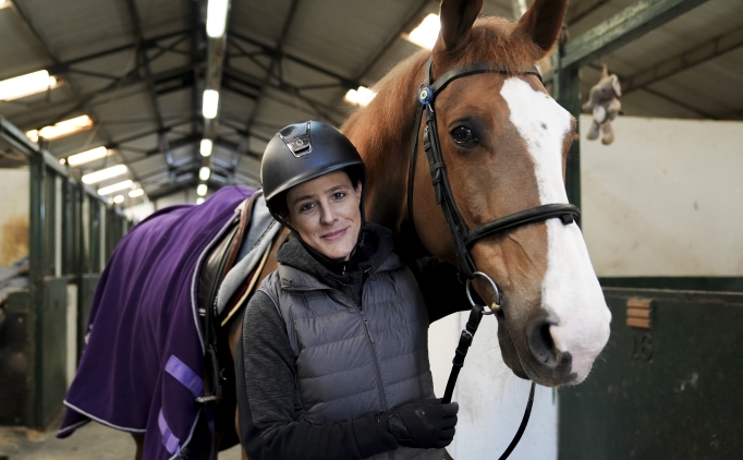Kurumsal hayat brakp Milli Takm'n at binicisi oldu