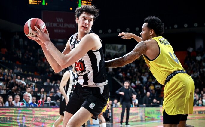 Be�ikta� Fibabanka, deplasmanda Mersin Spor'u devirdi!