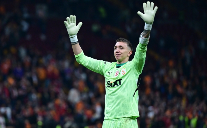Muslera'dan Fenerbahçe ve Beşiktaş açıklaması!