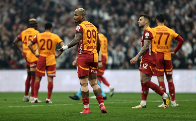 Derbide Galatasaray'ın savunma hataları dikkat çekti!
