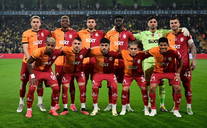 Galatasaray, derbilerde taraftarının yüzünü güldürüyor