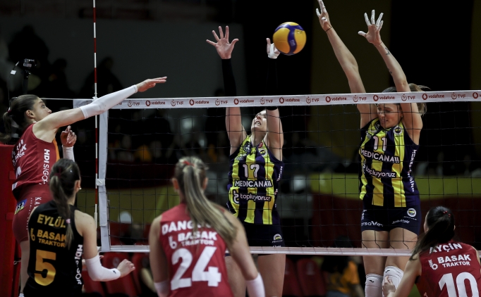 Vodafone Sultanlar Ligi play-off 1-4 etab� ikinci ma�lar� heyecan�